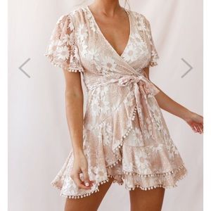 Selfie Leslie Nude Wrap dress